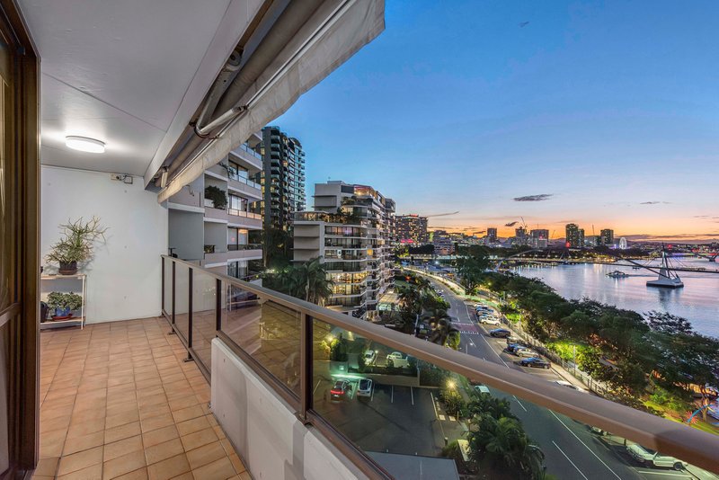 Photo - 53/26 Lower River Terrace, South Brisbane QLD 4101 - Image 11