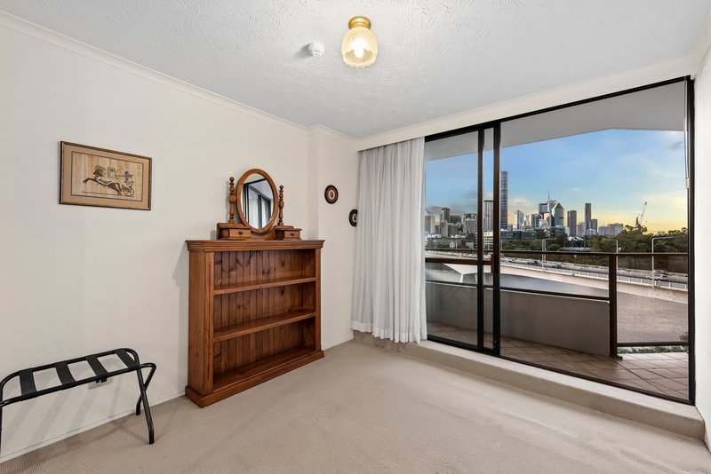Photo - 53/26 Lower River Terrace, South Brisbane QLD 4101 - Image 14