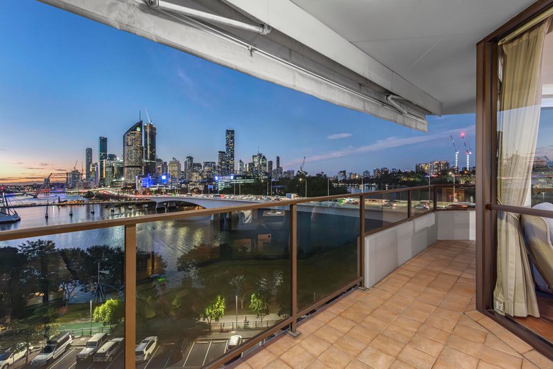 Photo - 53/26 Lower River Terrace, South Brisbane QLD 4101 - Image 15