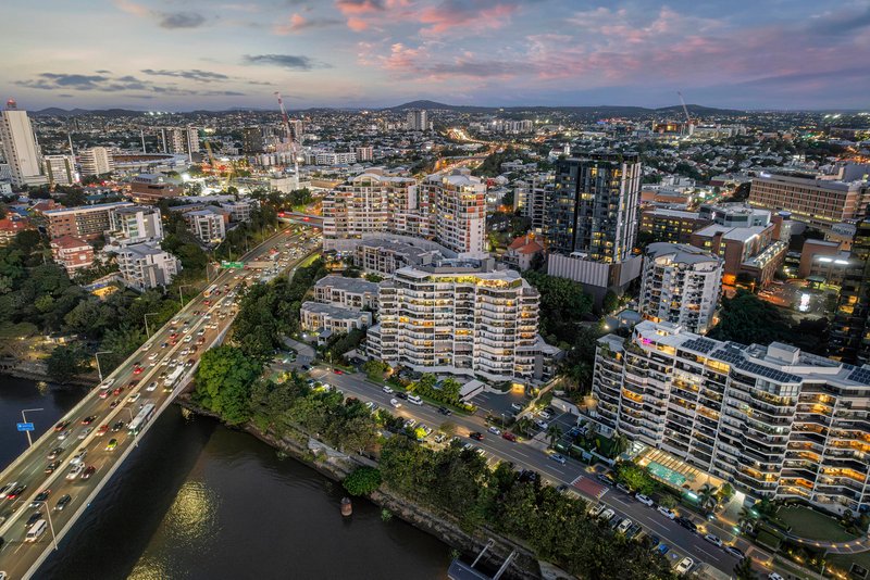 Photo - 53/26 Lower River Terrace, South Brisbane QLD 4101 - Image 22