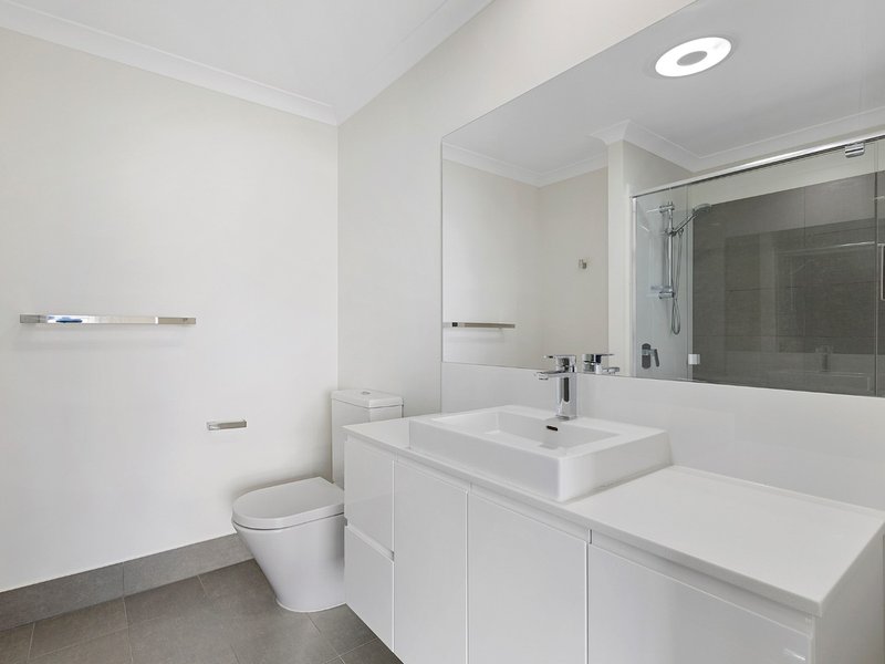 Photo - 5/327 Bradman Avenue, Maroochydore QLD 4558 - Image 7