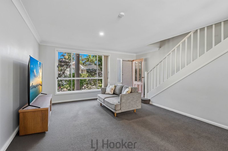 Photo - 5/33-39 Haddon Crescent, Marks Point NSW 2280 - Image 4