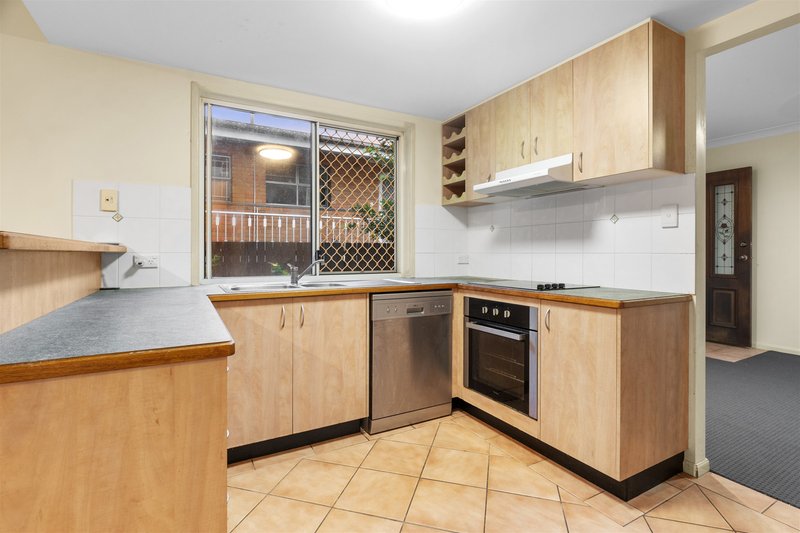 Photo - 5/33 Hamson Terrace, Nundah QLD 4012 - Image 5