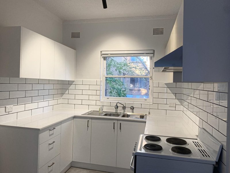 Photo - 5/33 Noble Street, Allawah NSW 2218 - Image 2