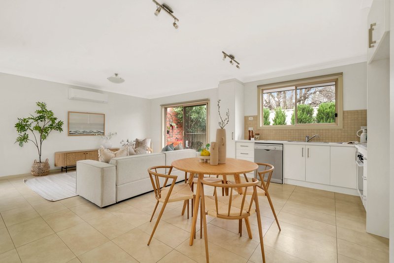 Photo - 5/33 Storey Road, Reservoir VIC 3073 - Image 3
