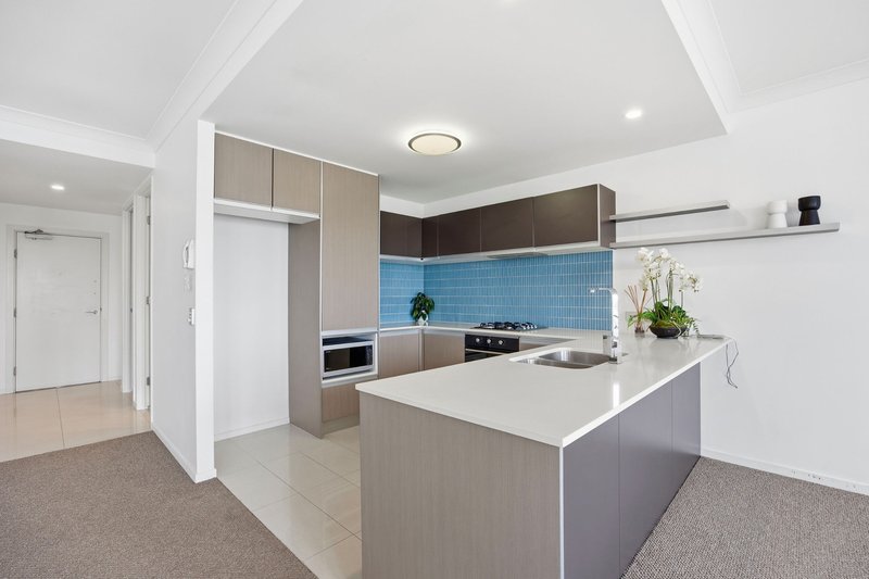 Photo - 53/3030 The Boulevarde , Carrara QLD 4211 - Image 4
