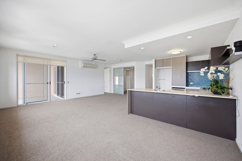 Photo - 53/3030 The Boulevarde , Carrara QLD 4211 - Image 5