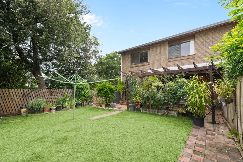 Photo - 5/34 Underhill Avenue, Indooroopilly QLD 4068 - Image 11