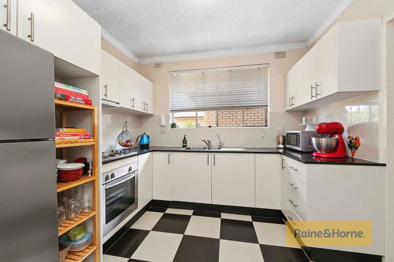 Photo - 5/35-37 Carlton Crescent, Summer Hill NSW 2130 - Image 3