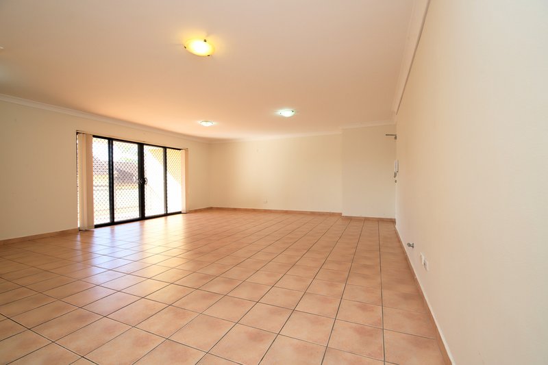 Photo - 5/35 Brandon Avenue, Bankstown NSW 2200 - Image 1