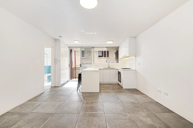 Photo - 5/35 Brittain Crescent, Hillsdale NSW 2036 - Image 1