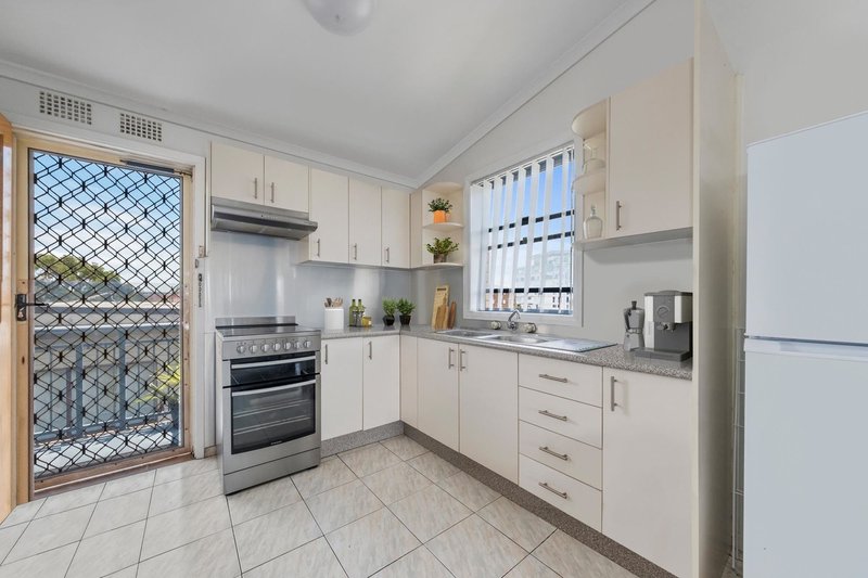 Photo - 5/35 Dening Street, , The Entrance NSW 2261 - Image 3