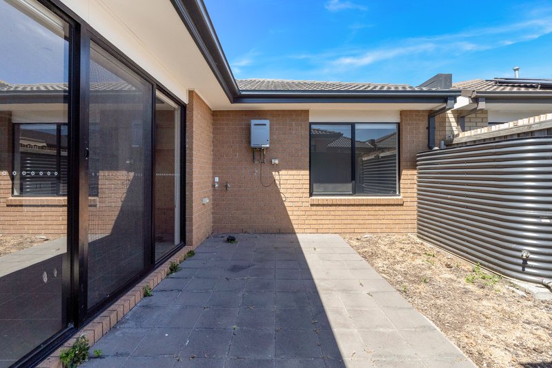 Photo - 535 Mandalay Circuit, Beveridge VIC 3753 - Image 18