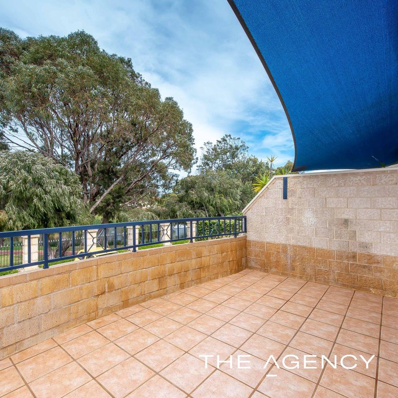 Photo - 5/35 Waterston Gardens, Hillarys WA 6025 - Image 10