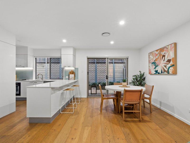 Photo - 53/55 Francis Avenue, Rochedale QLD 4123 - Image 6