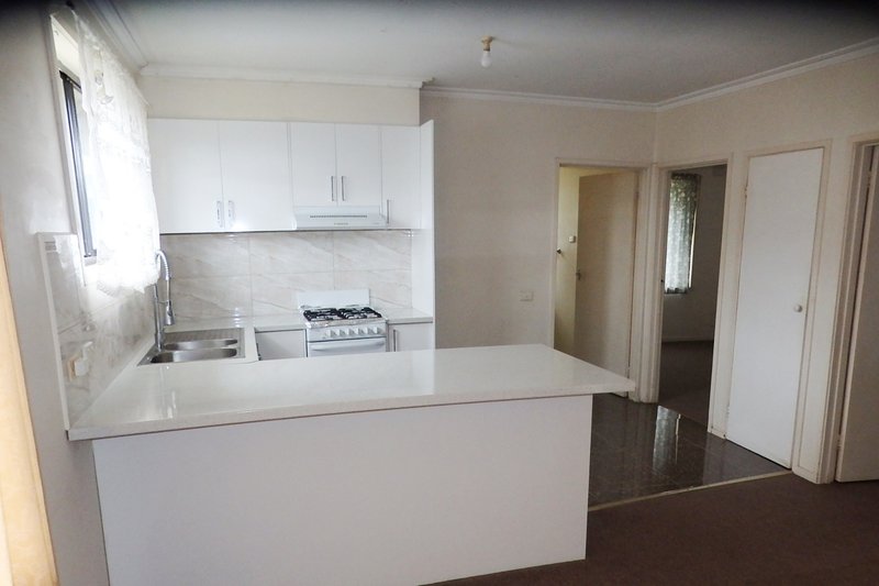 Photo - 5/36 Canberra Avenue, Dandenong VIC 3175 - Image 3