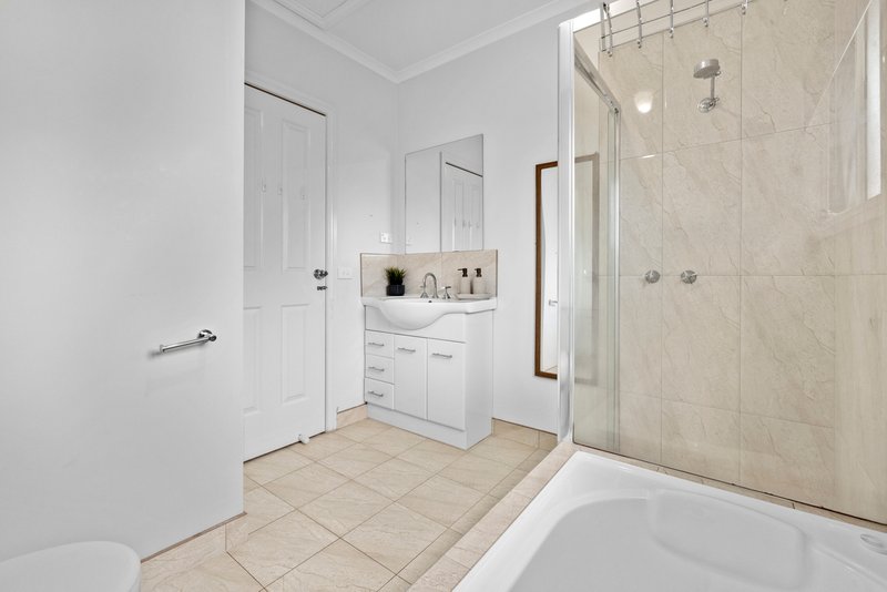 Photo - 5/36 Kathryn Road, Knoxfield VIC 3180 - Image 13