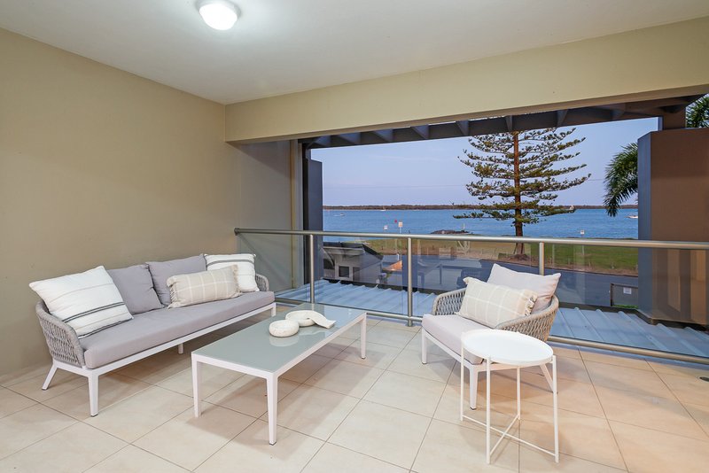 Photo - 5/36 Oatland Esplanade, Runaway Bay QLD 4216 - Image 19