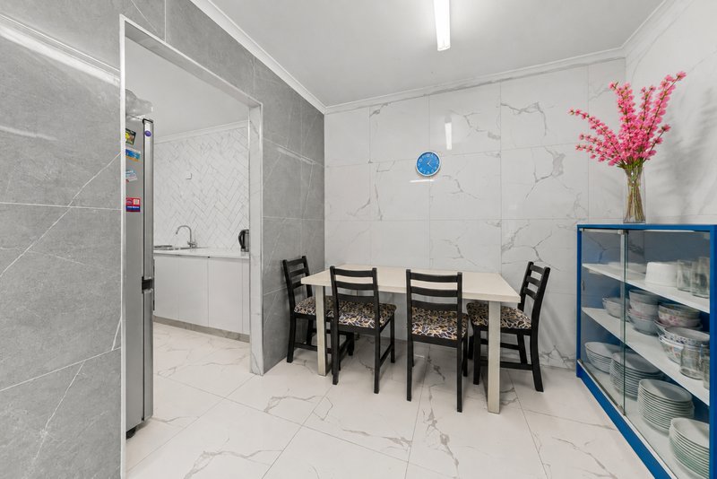 Photo - 5/360 Redbank Plains Road, Bellbird Park QLD 4300 - Image 10