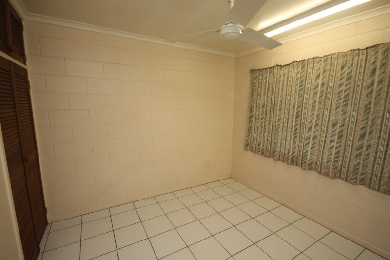 Photo - 5/37-39 Chippendale Street, Ayr QLD 4807 - Image 9