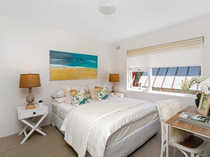 Photo - 5/37 Surfview Road, Mona Vale NSW 2103 - Image 5