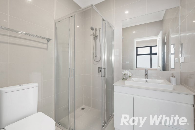 Photo - 5/372 Burwood Highway, Burwood VIC 3125 - Image 7