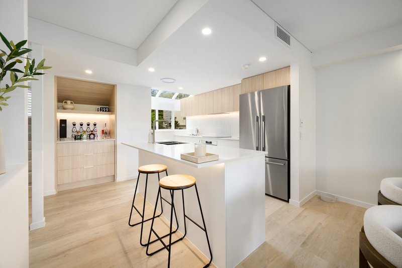 Photo - 5374 Bay Hill Terrace, Sanctuary Cove QLD 4212 - Image 5