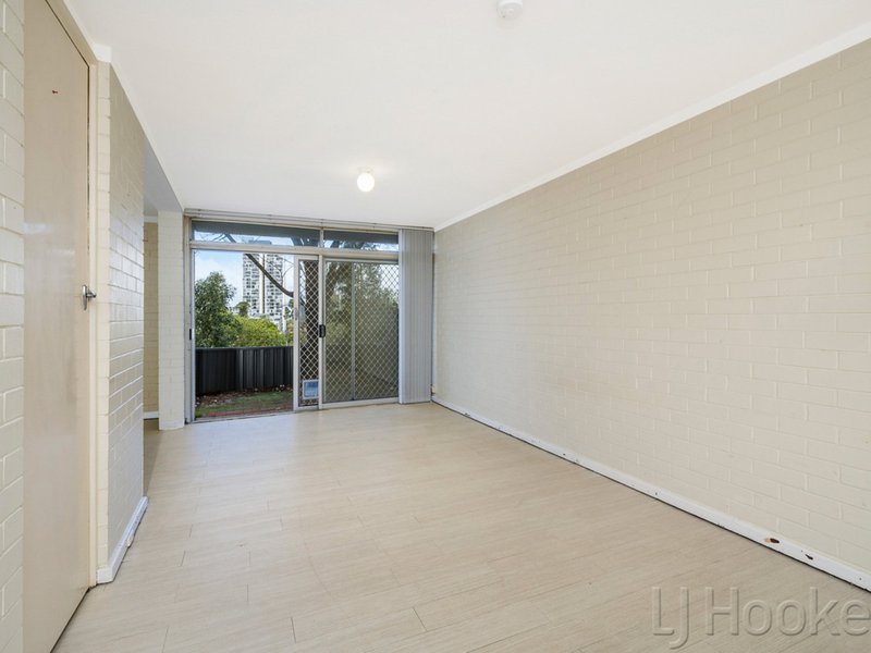 Photo - 5/38-42 Waterloo Crescent, East Perth WA 6004 - Image 5