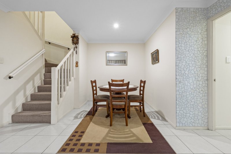Photo - 53/8 Luke Close, Sunnybank Hills QLD 4109 - Image 4