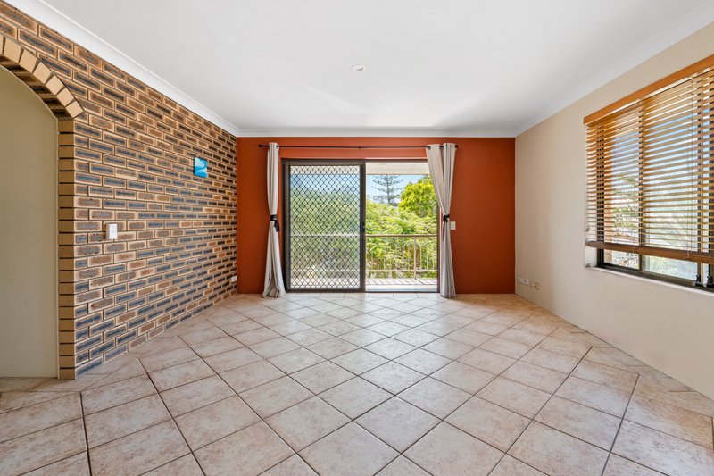 Photo - 5/38 Ocean Street, Mermaid Beach QLD 4218 - Image 4