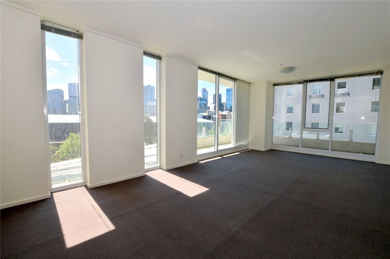 53/83 Whiteman Street, Southbank VIC 3006