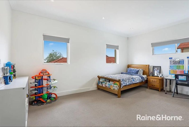 Photo - 5/39-41 Canarys Road, Roselands NSW 2196 - Image 4