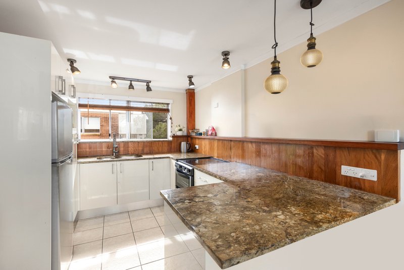 Photo - 5/39 Leeding Terrace, Caloundra QLD 4551 - Image 9