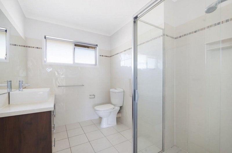 Photo - 5/39 Middle Street, Labrador QLD 4215 - Image 12