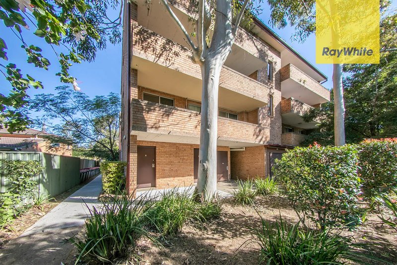 Photo - 5/39 Ross , North Parramatta NSW 2151 - Image 1