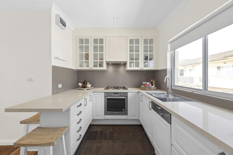 Photo - 5/39 Seabeach Avenue, Mona Vale NSW 2103 - Image 4