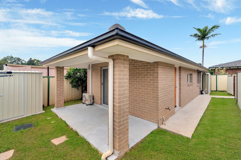 Photo - 539 Smithfield Rd , Greenfield Park NSW 2176 - Image 8