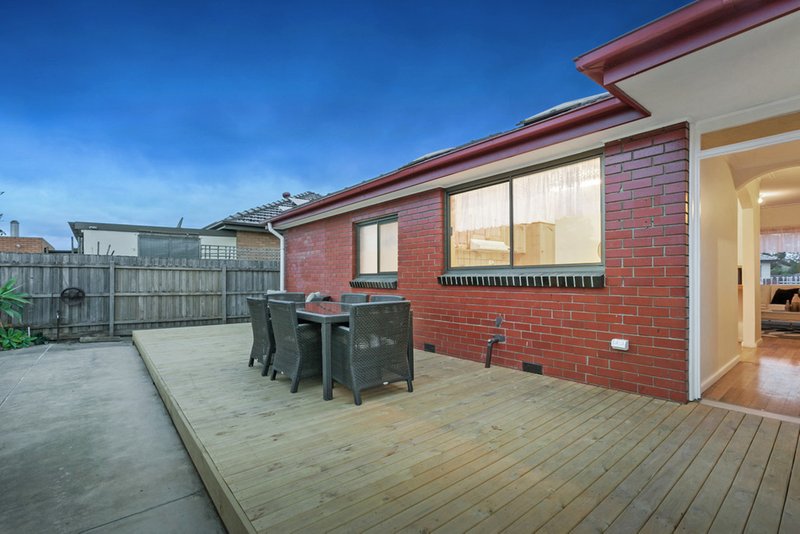 Photo - 53A Dundee Street, Reservoir VIC 3073 - Image 9