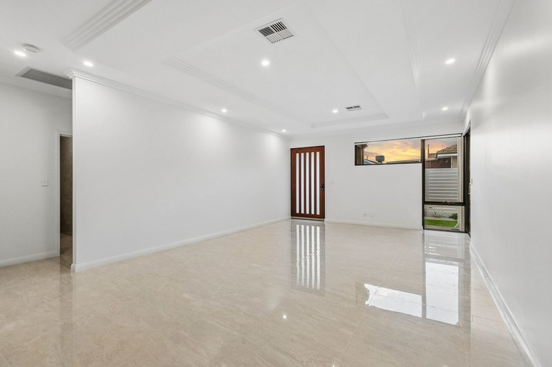 Photo - 53B Bungaree Road, Wilson WA 6107 - Image 12