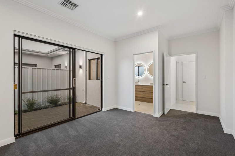 Photo - 53B Bungaree Road, Wilson WA 6107 - Image 14