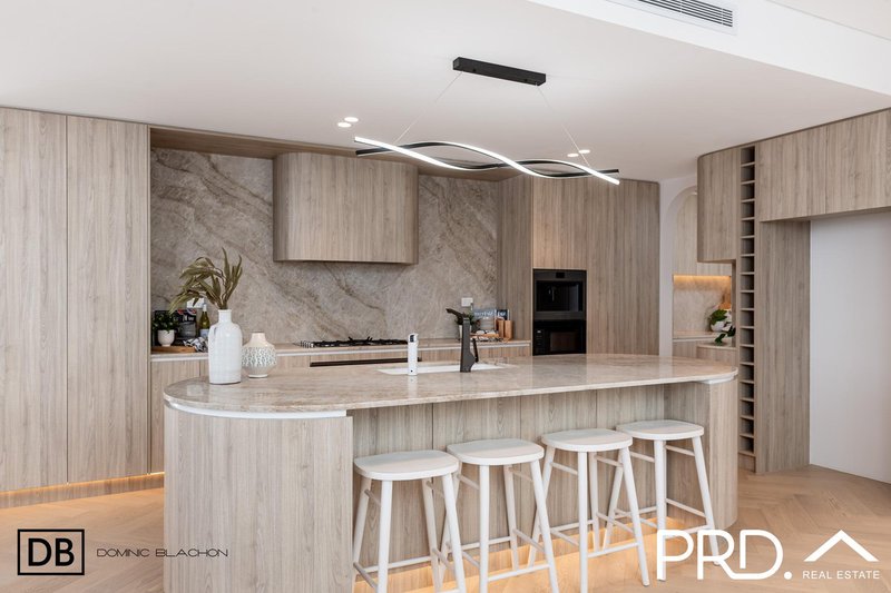 Photo - 53b Victor Avenue, Picnic Point NSW 2213 - Image 5
