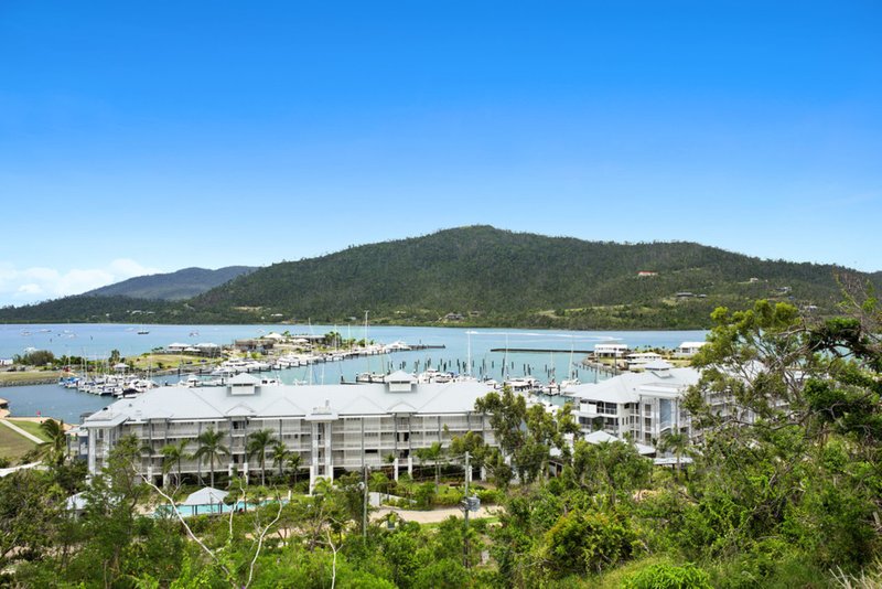 Photo - 54 & 54A / 5 Golden Orchid Drive, Airlie Beach QLD 4802 - Image 11