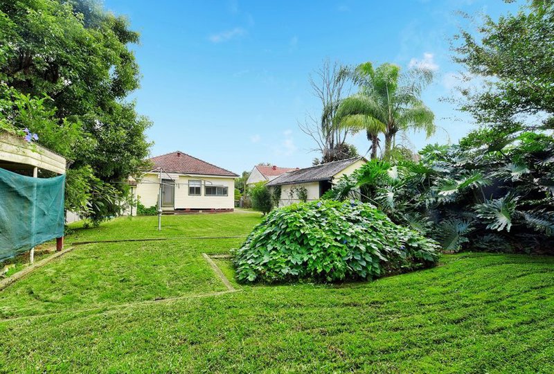 Photo - 54 & 56 Beamish Road, Northmead NSW 2152 - Image 5