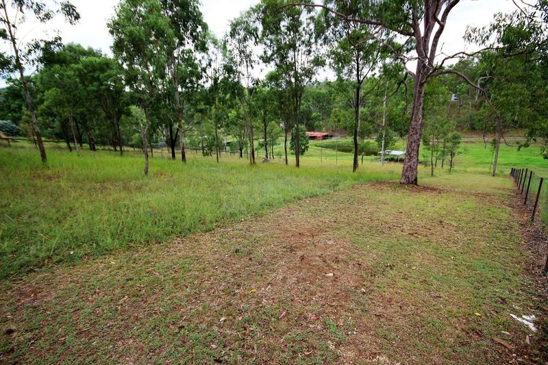 Photo - 54-58 Stephens Place, Kooralbyn QLD 4285 - Image 4