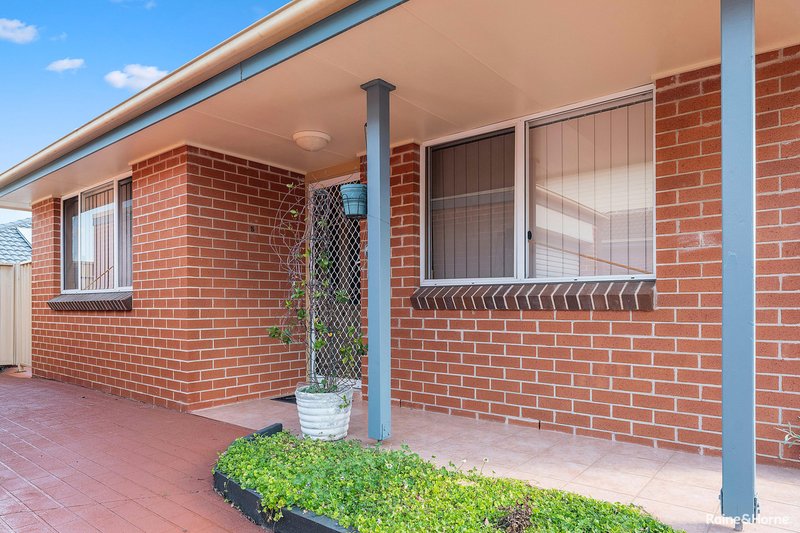 Photo - 5/4-6 Robb Street, Belmont NSW 2280 - Image 2