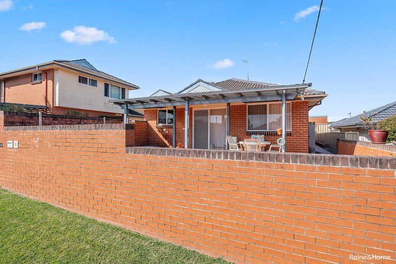 Photo - 5/4-6 Robb Street, Belmont NSW 2280 - Image 3