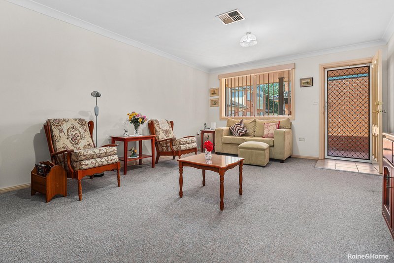 Photo - 5/4-6 Robb Street, Belmont NSW 2280 - Image 5