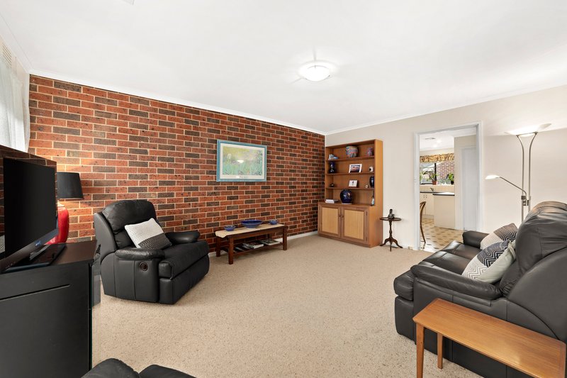 Photo - 5/4-6 Rotherwood Avenue, Mitcham VIC 3132 - Image 3