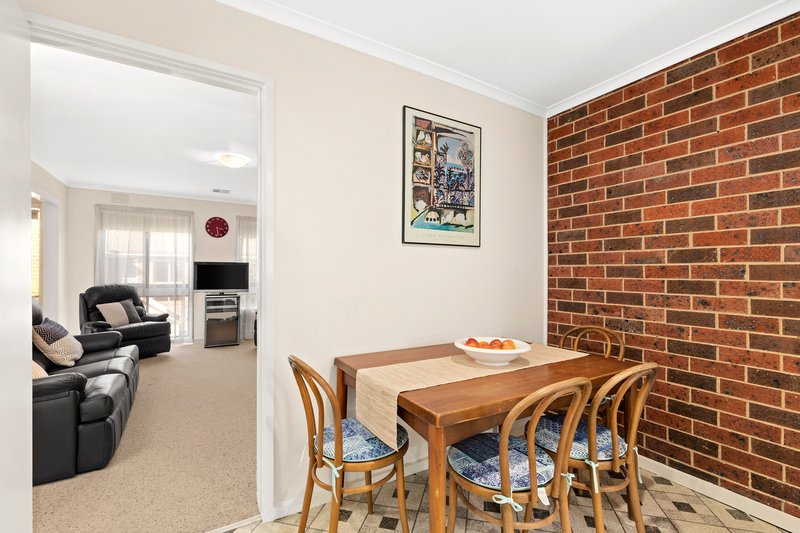 Photo - 5/4-6 Rotherwood Avenue, Mitcham VIC 3132 - Image 4