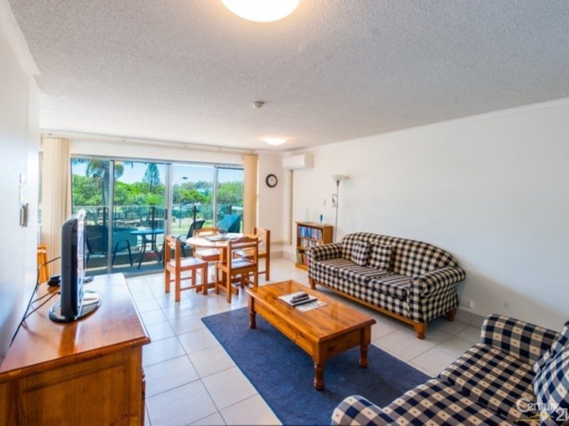 Photo - 5/4 Aerodrome Road, Maroochydore QLD 4558 - Image 4